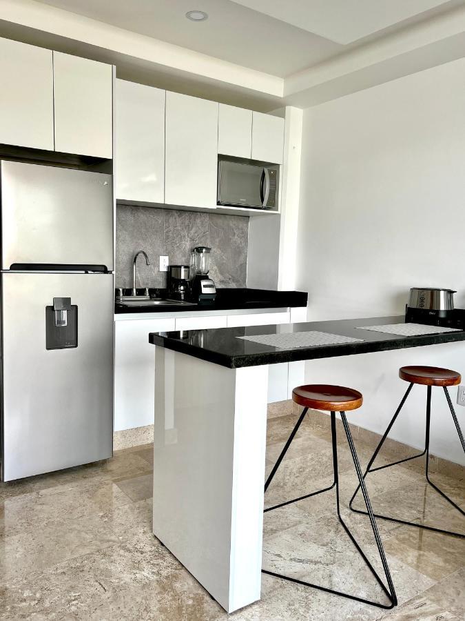 Paradise Apt Steps 5Thav & Beach Playa del Carmen Bagian luar foto