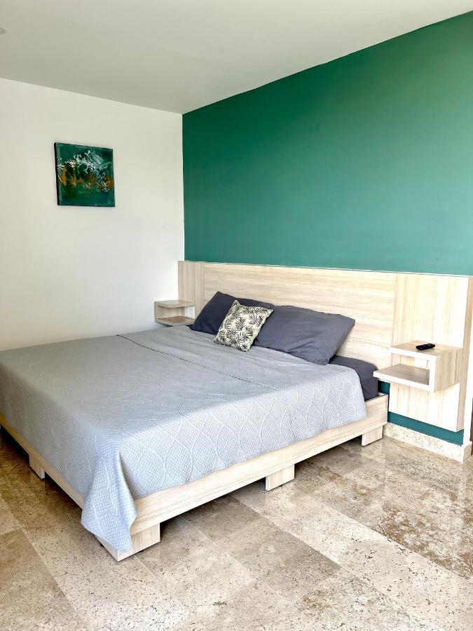 Paradise Apt Steps 5Thav & Beach Playa del Carmen Bagian luar foto